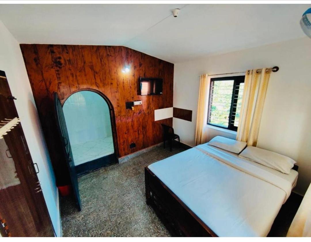 Streaming Valley Independent Coffee Estate Stay Madikeri Exterior photo